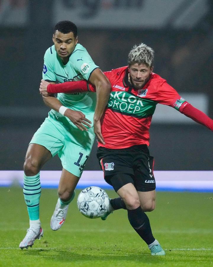 临场应变中 临场应变中