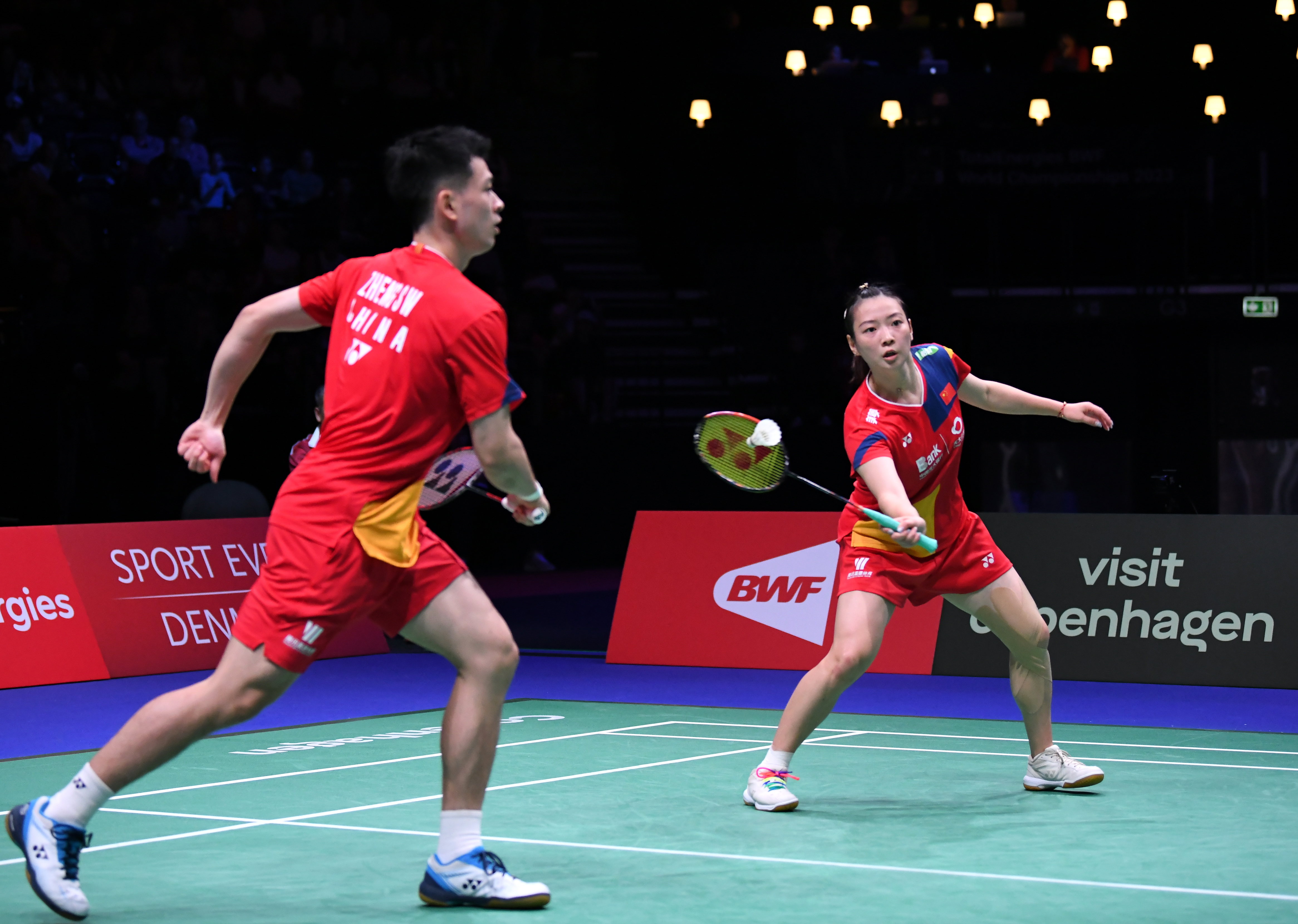 表现与其他 表现与其他